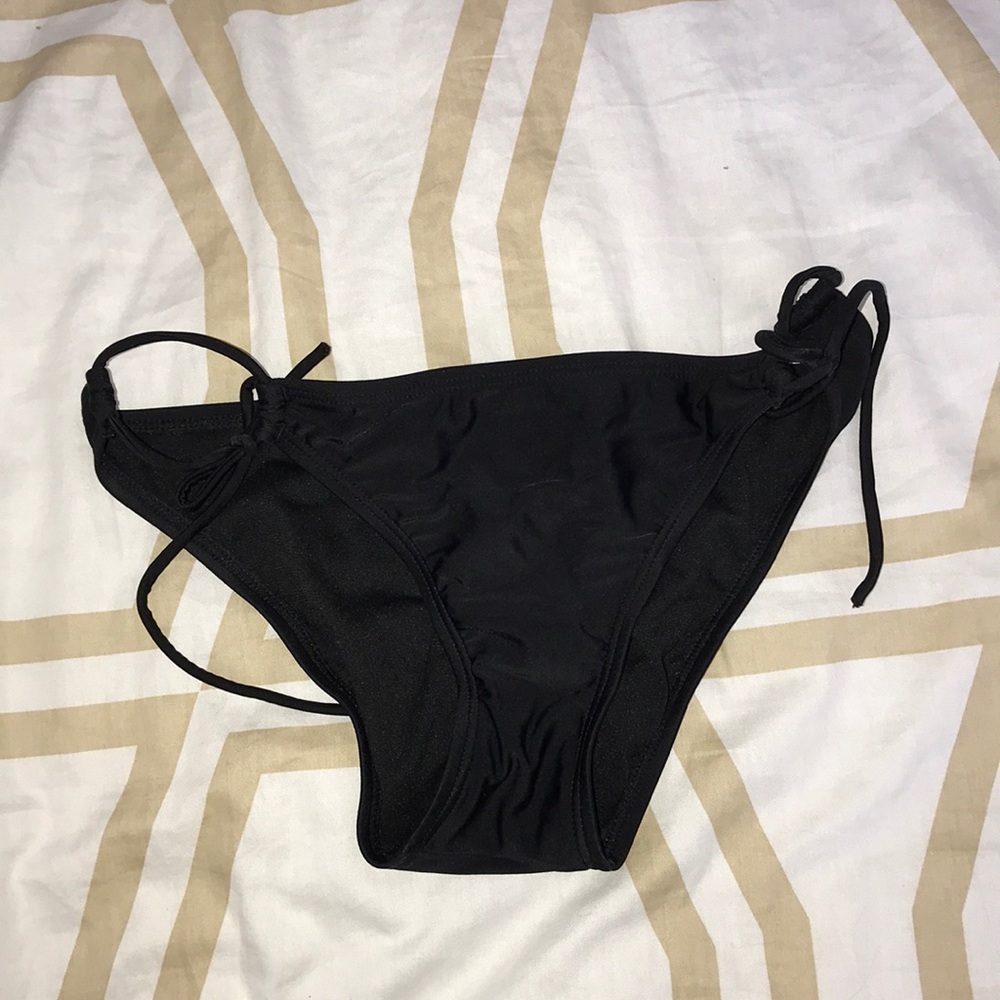 Bikini bottoms